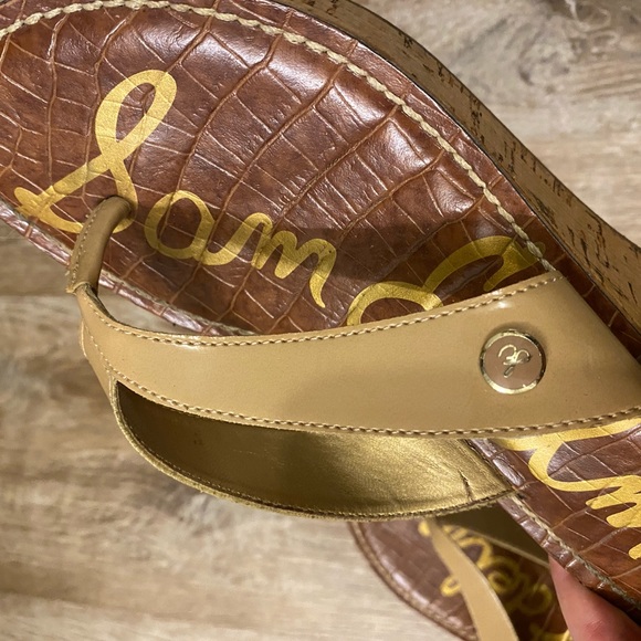 Sam Edelman Romy Sandal - Picture 2 of 7